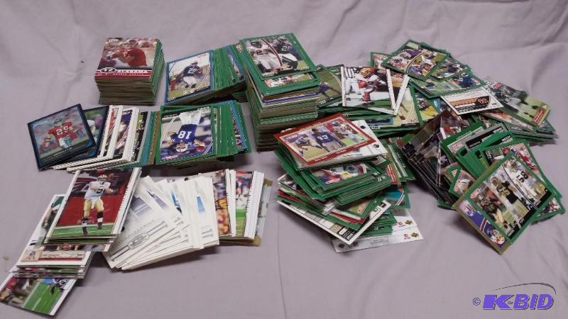 Over 700 cards mostly from the mid 2000s of ...
