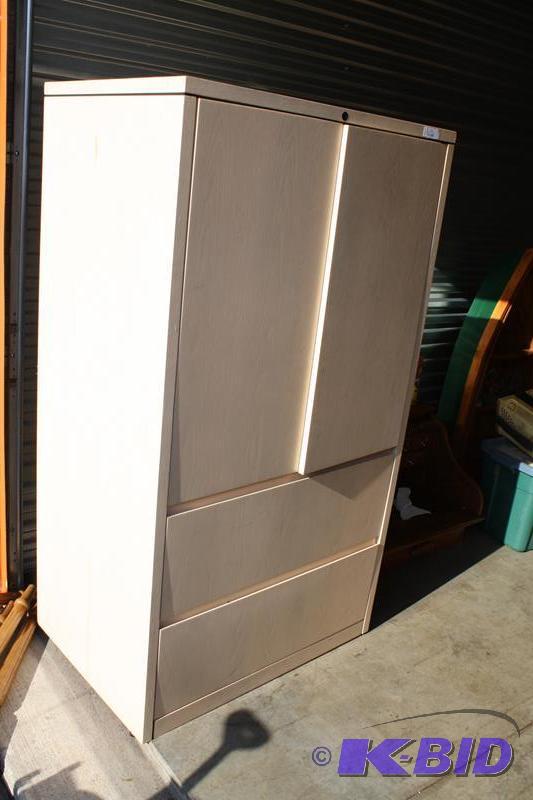 lot 42 image: Wood cabinet with 2 file drawers and adustibl...