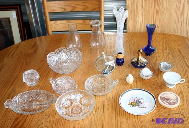 lot 56 image: White hand blown glass vase with scalloped to...
