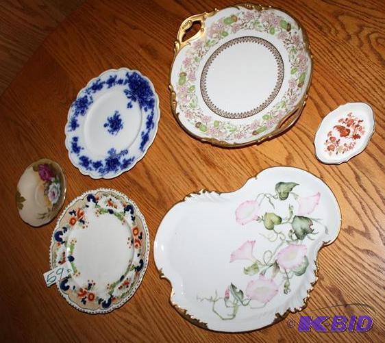 lot 59 image: Vintage porcelain