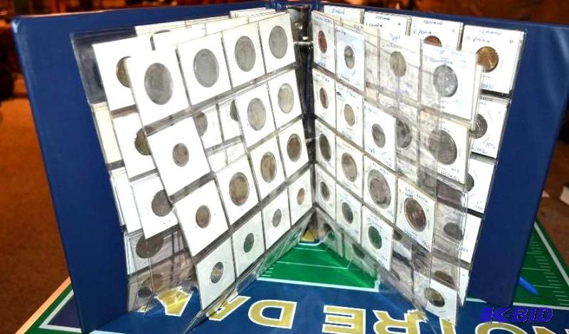 lot 7 image: HUGE coin collection dating from 1218 to 1272...