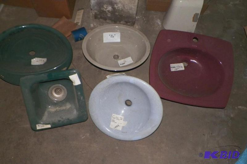 lot 126 image: 5 New Kohler Sinks