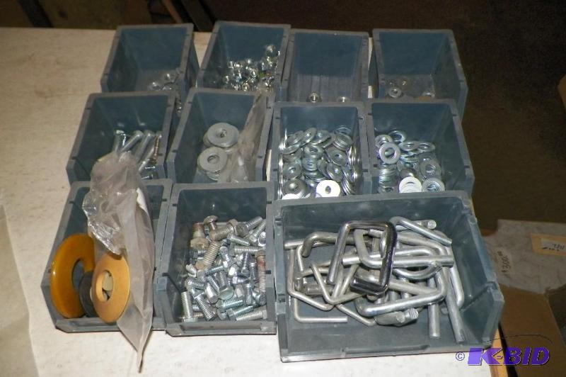 lot 159 image: Lot of Spare Nuts and bolts