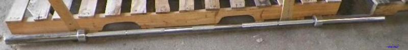 lot 27 image: New 86 inch Olympic Bar