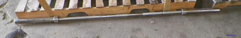 lot 35 image: New 86 inch Olympic Bar