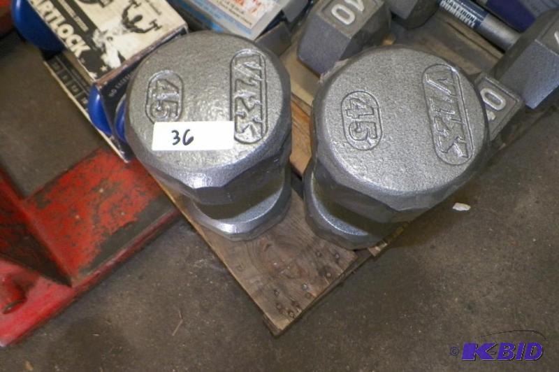lot 36 image: New 45 Pound Dumbbell Set