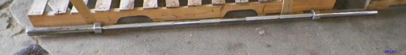 lot 43 image: Heavy Duty 86 inch Olympic Bar