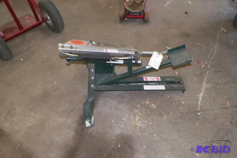 lot 48 image: Trap Thrower
