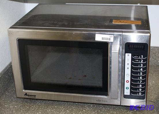 lot 127 image: Amana Commercial microwave model RCS10TS &nbs...