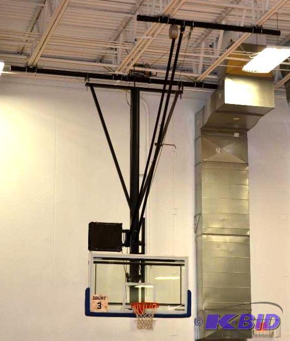 lot 16 image: Ct 3 PRO COURT WITH Spalding Basketball Hoop ...