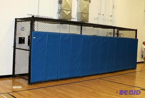 lot 28 image: Ct 4 &nbspMidwest Fence cage 7 feet tall, &n...