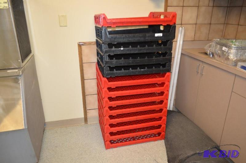 lot 301 image: 13 bakery crates-Sarah Lee, Weston, Dura, Met...