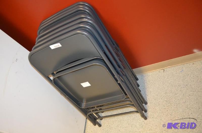 lot 302 image: National Public SEATING Corp. fold up chairs-...