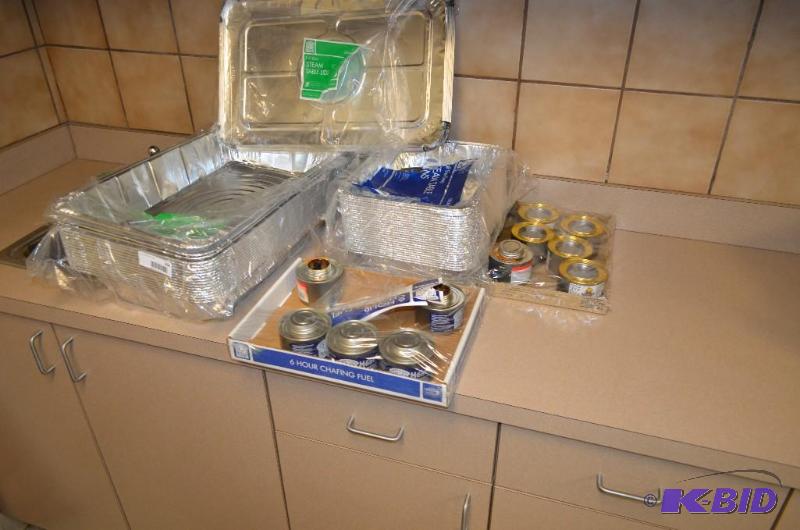 lot 304 image: Pack of 18 Full-size deep aluminum steam tab...