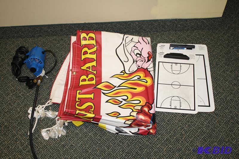 lot 358 image: electric ball pump 2 basketball clipboards 1 ...