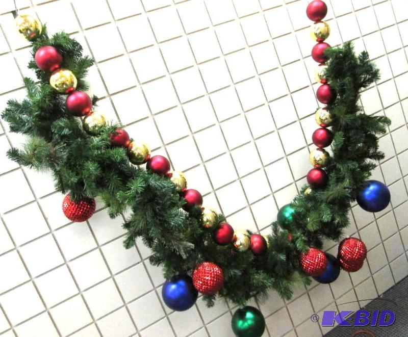 Commercial garland decoration decorated with ...