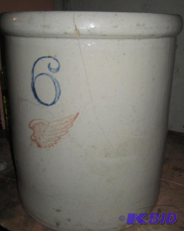 lot 002 image: Red Wing Crock (6)