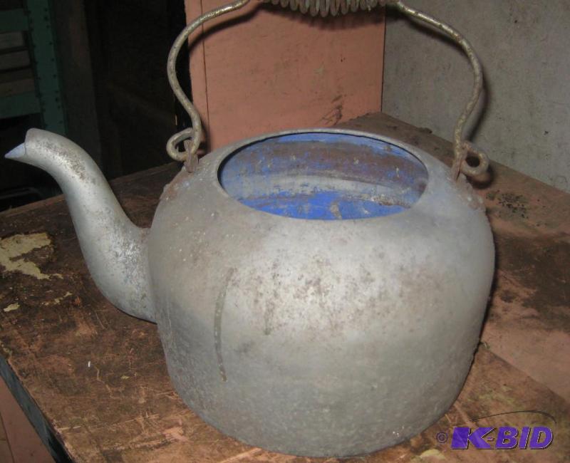 lot 007 image: Vintage Metal Kettle with Wire Handle