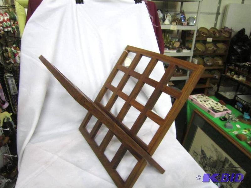 Magazine Rack