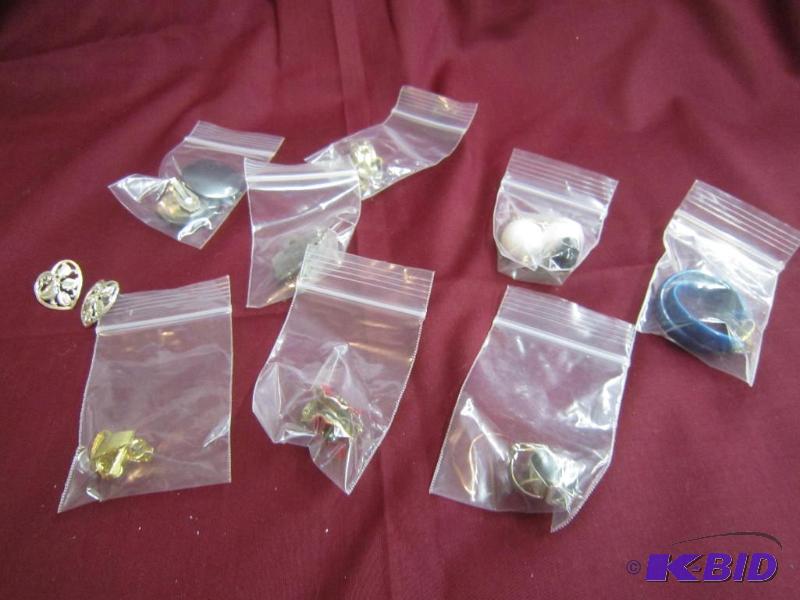 8  pair earrings