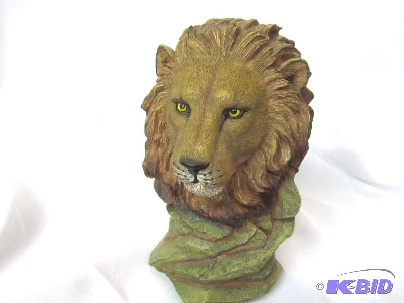 Lion Statue