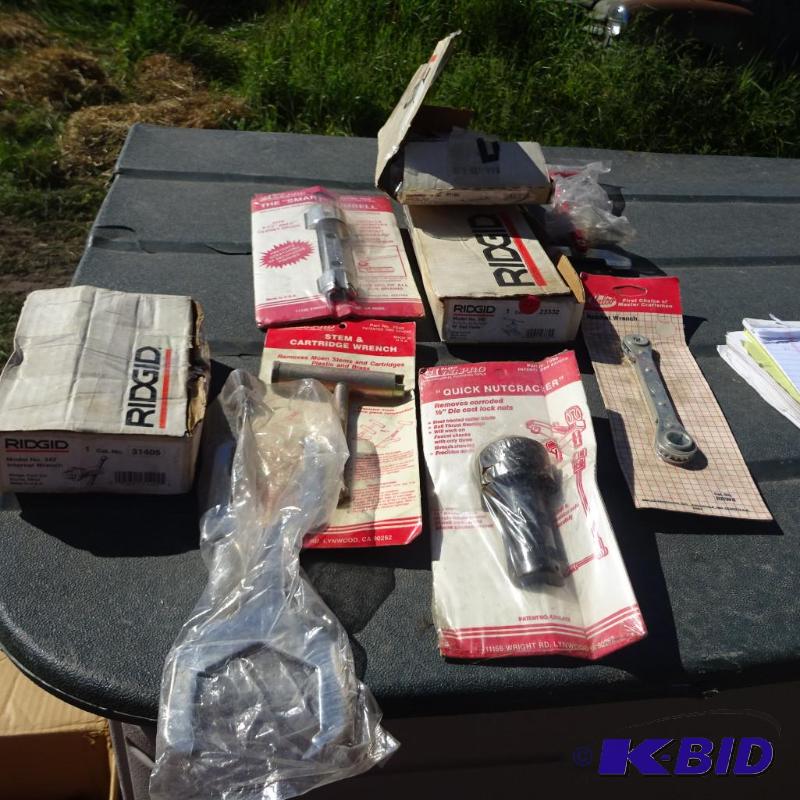 Misc plumbing tools. Malco ratchet wrench. Al...