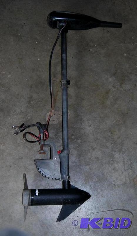 lot 24 image: Minnkota 12v trolling motor, does not work....