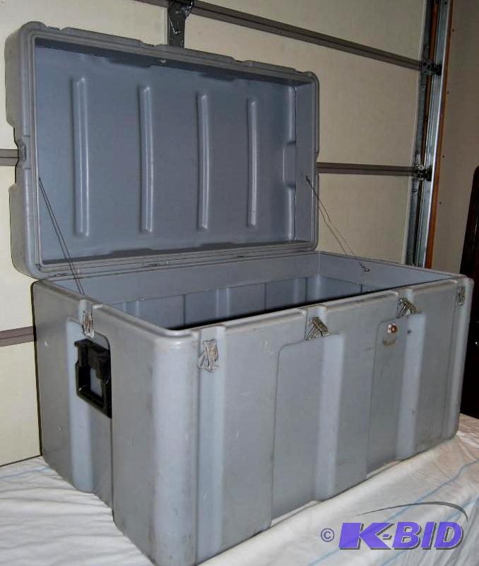 lot 40 image: Huge U.S. Military Hardigg Waterproof Case, i...
