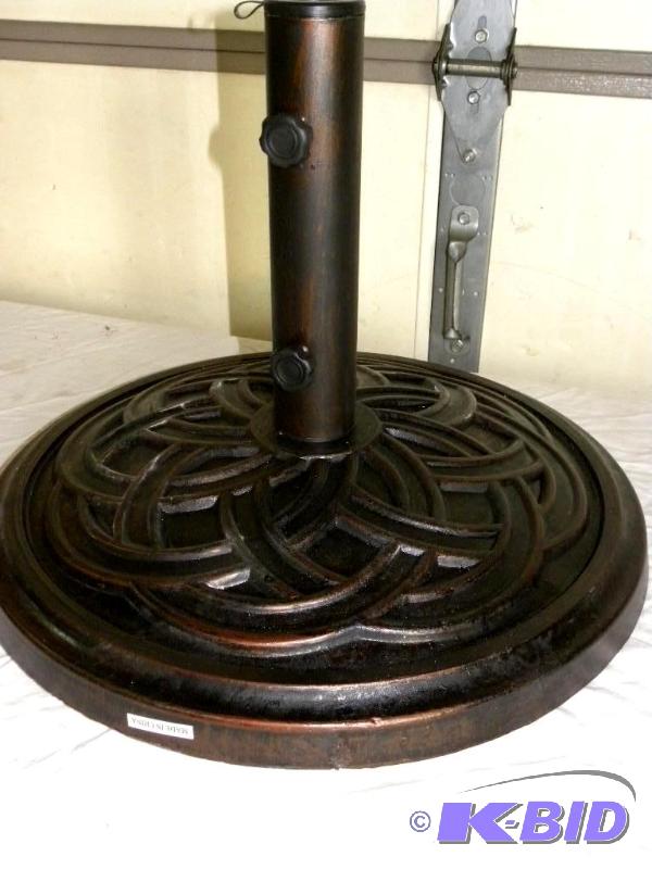 lot 6 image: Market Umbrella Base, agglomerated stone cons...
