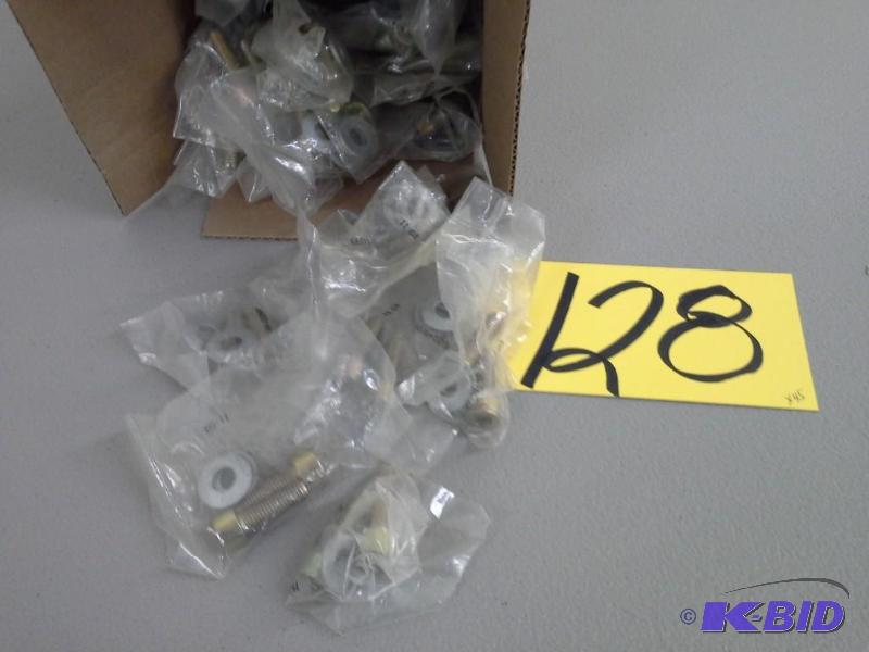 (QTY 45) KIT TRANSMISSION OUTPUT FLANGE RETAINING B400 B500 29535910