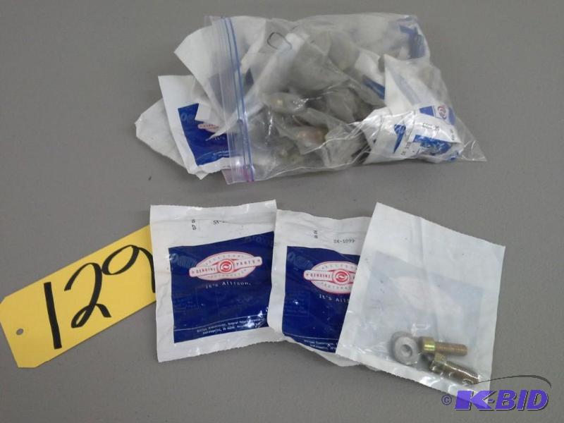 (QTY 30) KIT TRANSMISSION OUTPUT FLANGE RETAINING B400 B500 29535910