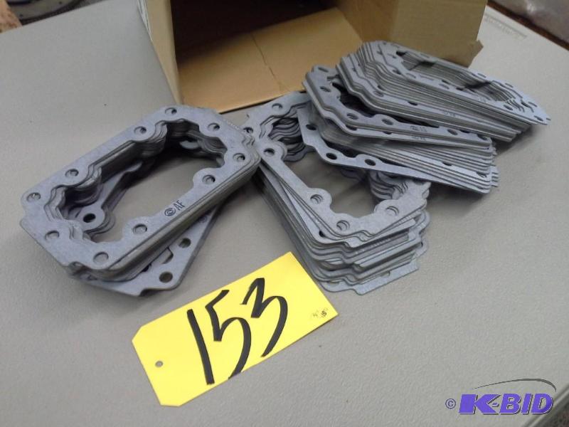 (QTY 100) GASKET TRANSMISSION PTO  B400 GILLIG LOW FLOOR  23048037