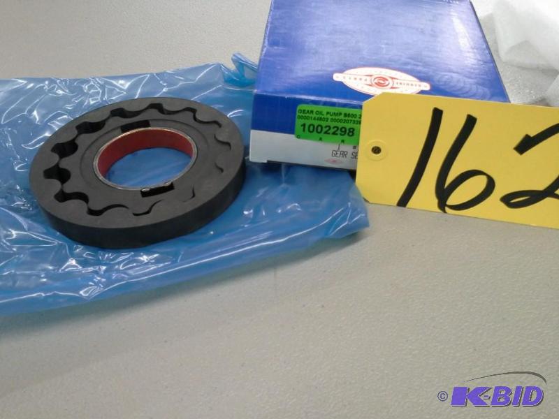 GEAR OIL PUMP B500 29515688