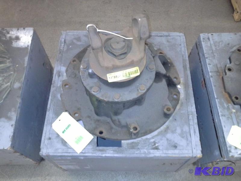 DIFFERENTIAL COMPLETE (4.561) GILLIG FLYER 82-08513-456  55-29868-001