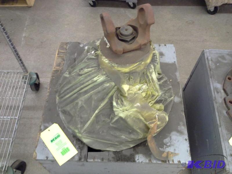 DIFFERENTIAL COMPLETE (4.561) GILLIG FLYER 82-08513-456  55-29868-001