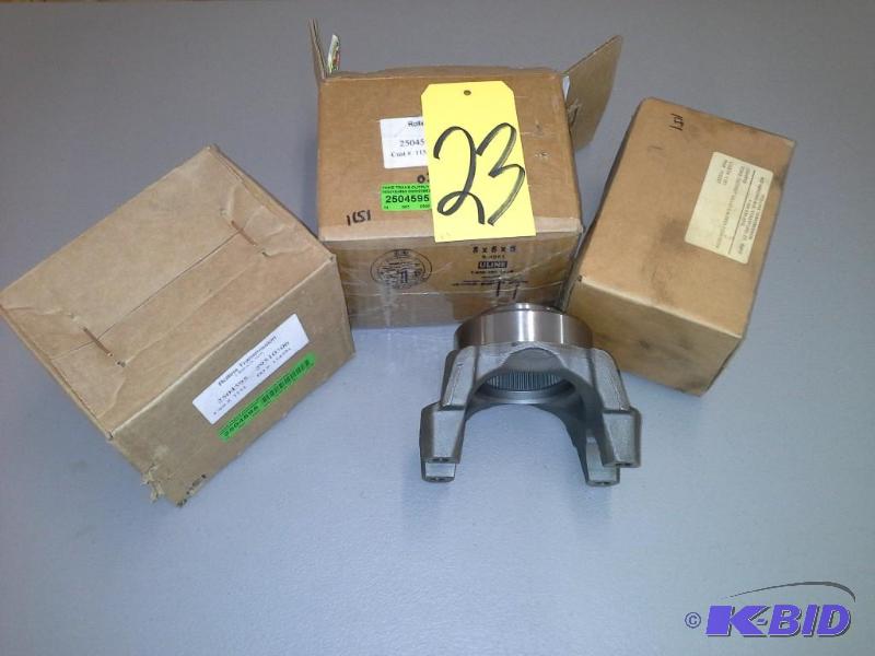 (QTY 3) YOKE TRANS OUTPUT B500 GILLIG 6-4-8851-1