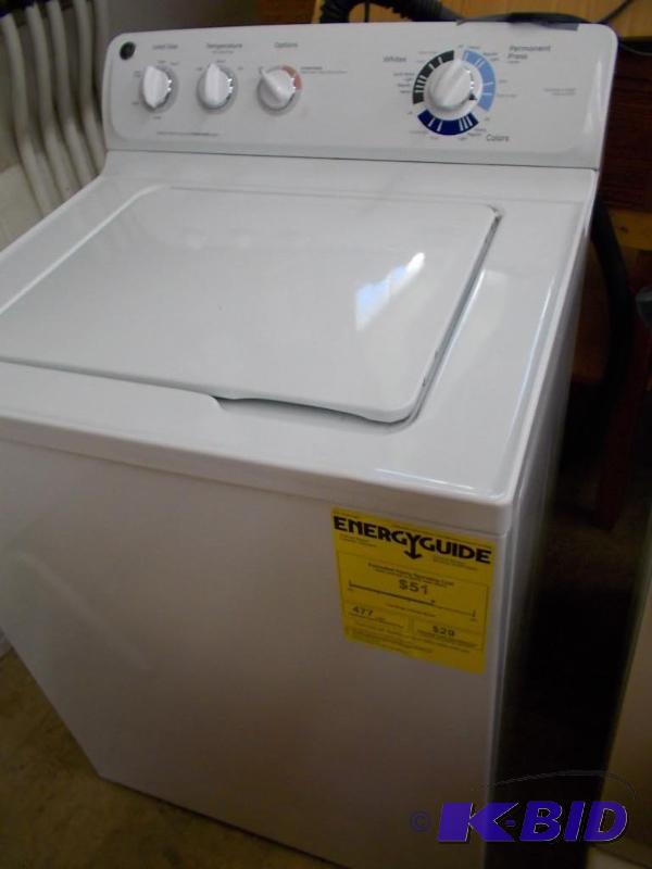 lot 4 image: Washing Machine