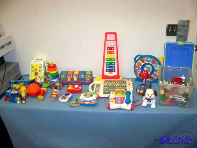 lot 23 image: Kids Toys and Musical Items