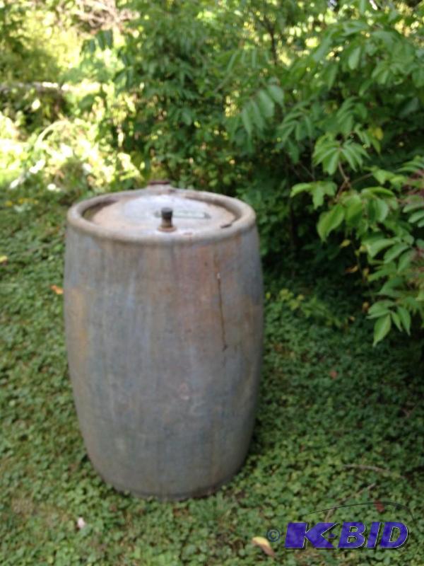 lot 199 image: 55 GALLON KEROSENE BARREL FROM STPM&O Rail yard
