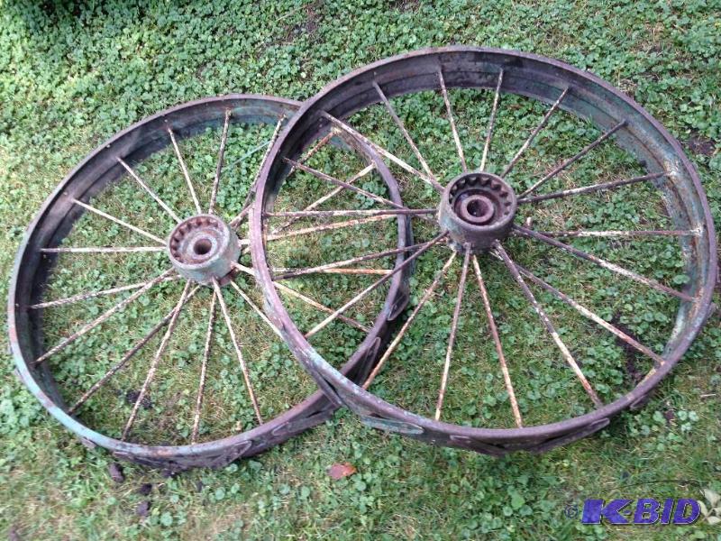 lot 200 image: 2 tractor tires 44 inches