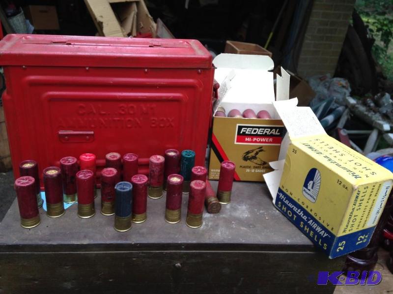 lot 232 image: AMMO BOX WITH 2 BOXES OF 12 GAUGE SHELLS