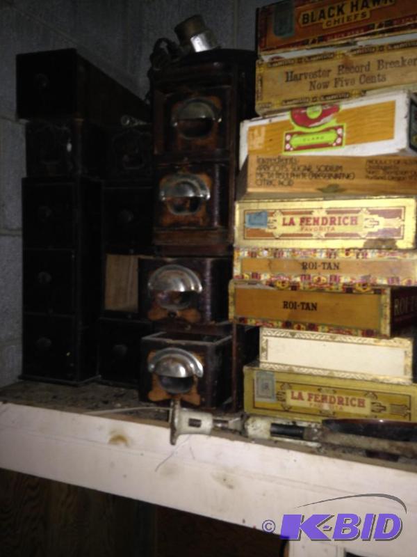 lot 233 image: LOT OF DRAWERS & CIGAR BOXES