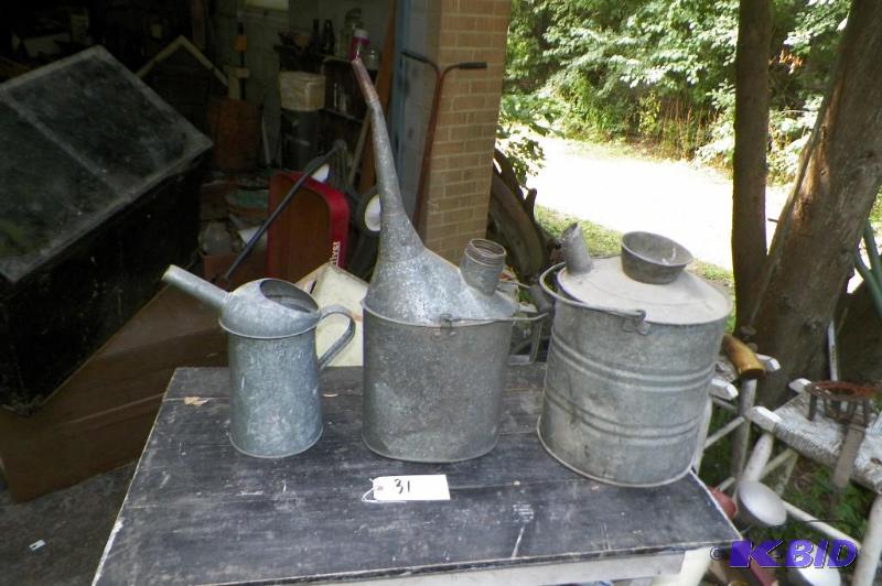 lot 31 image: 3 wateroil cans