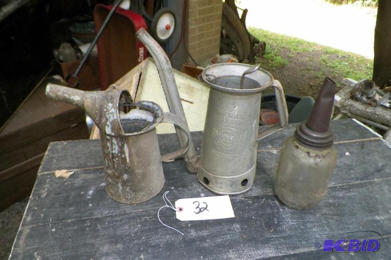lot 32 image: 3 oil cans
