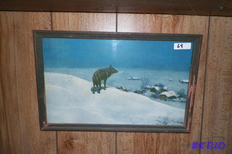 lot 69 image: FRAMED WOLF PICTURE 17 X 11