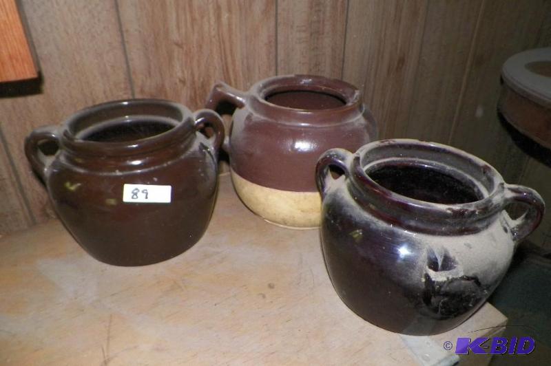 lot 89 image: 3 BEAN POTS NO LIDS