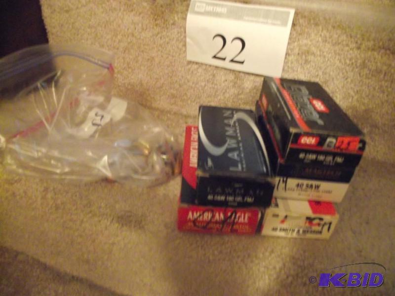 lot 22 image: lot of 150 assorted 40 S&ampW fmj...