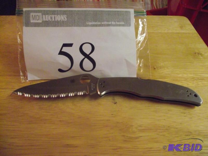 lot 58 image: SpyderconV8-10 SS lockblade (sometimes called...