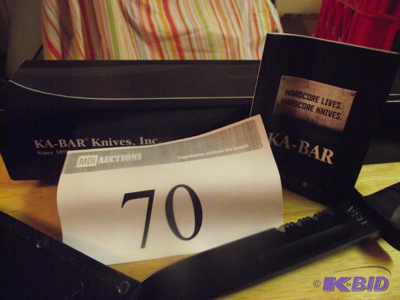 lot 70 image: Ka-Bar 1212 new in box...