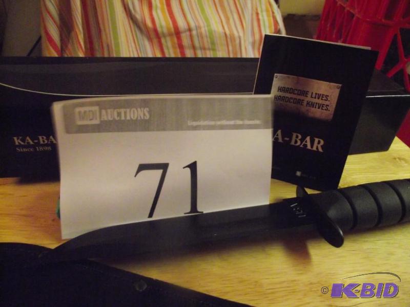 lot 71 image: Ka-Bar 1211 new in box...